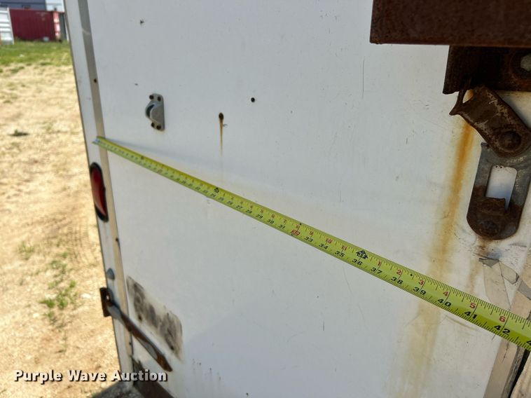 image for item EK8195 2000 Doolittle enclosed cargo trailer