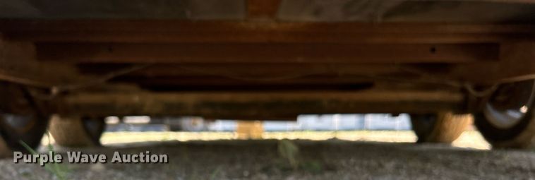 image for item EK8195 2000 Doolittle enclosed cargo trailer