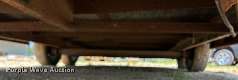 image for item EK8195 2000 Doolittle enclosed cargo trailer