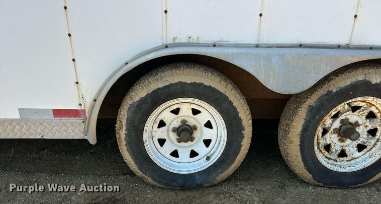 image for item EK8195 2000 Doolittle enclosed cargo trailer