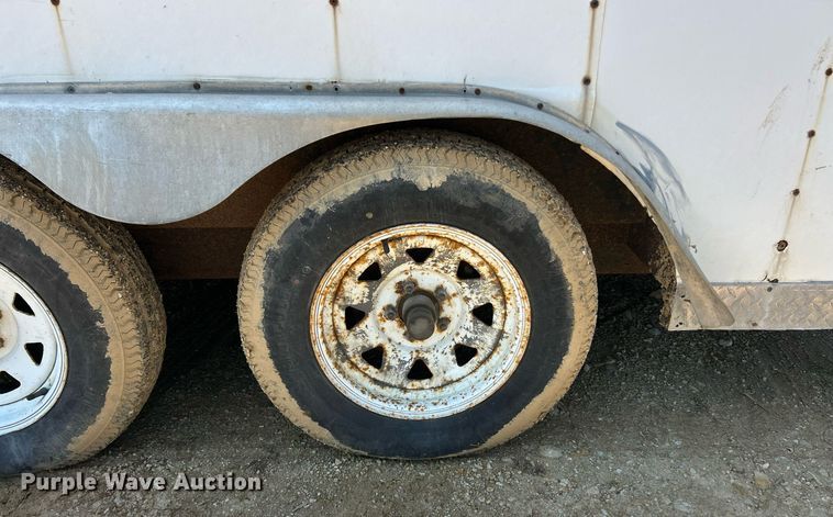 image for item EK8195 2000 Doolittle enclosed cargo trailer