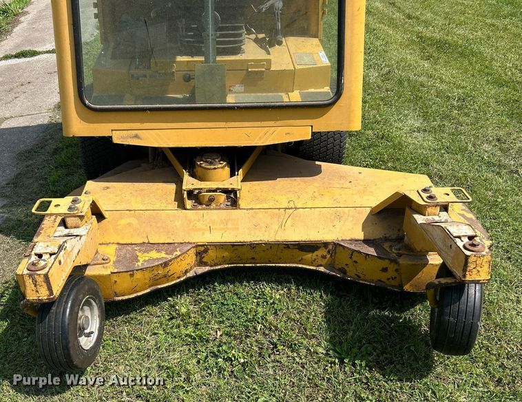 image for item EK8202 Hustler 3400 ZTR lawn mower