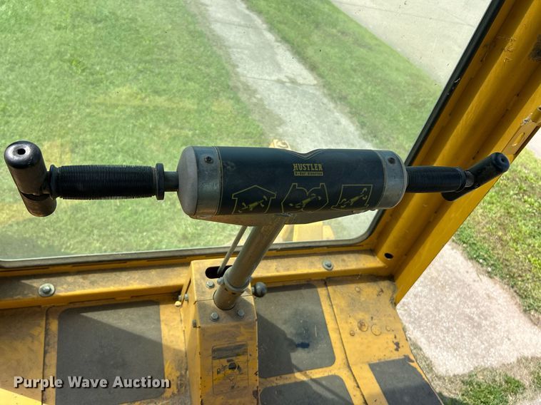 image for item EK8202 Hustler 3400 ZTR lawn mower