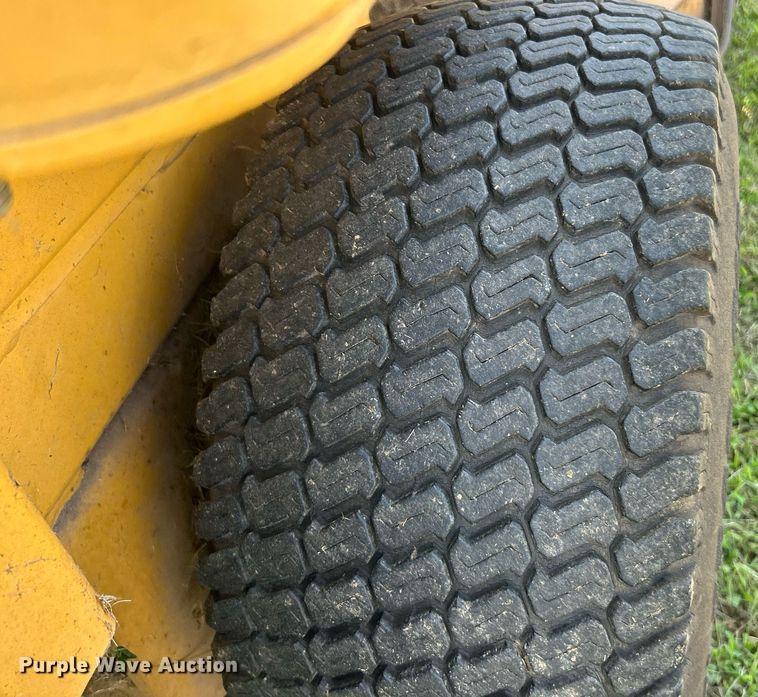 image for item EK8202 Hustler 3400 ZTR lawn mower