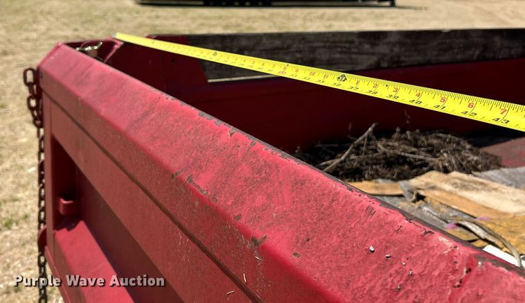 image for item EK8205 2006 Chevrolet Silverado 3500 dump flatbed pickup truck