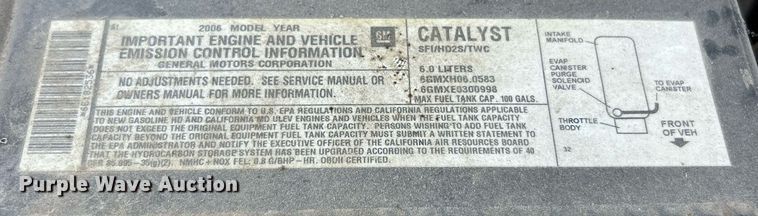 image for item EK8205 2006 Chevrolet Silverado 3500 dump flatbed pickup truck