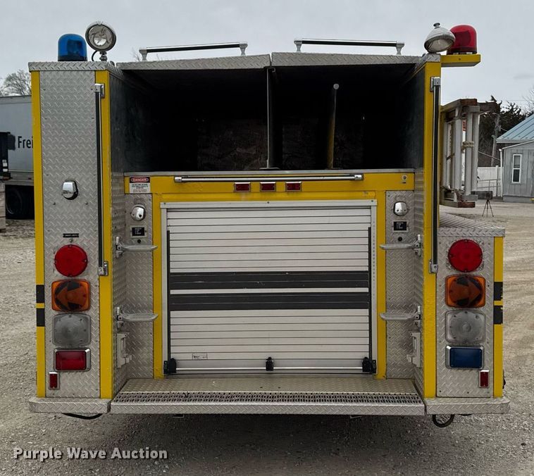 image for item EM3767 2001 HME INC 4465 400 pumper fire truck