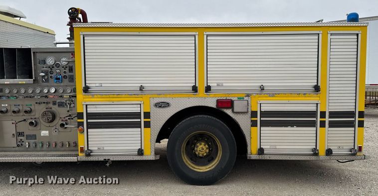 image for item EM3767 2001 HME INC 4465 400 pumper fire truck