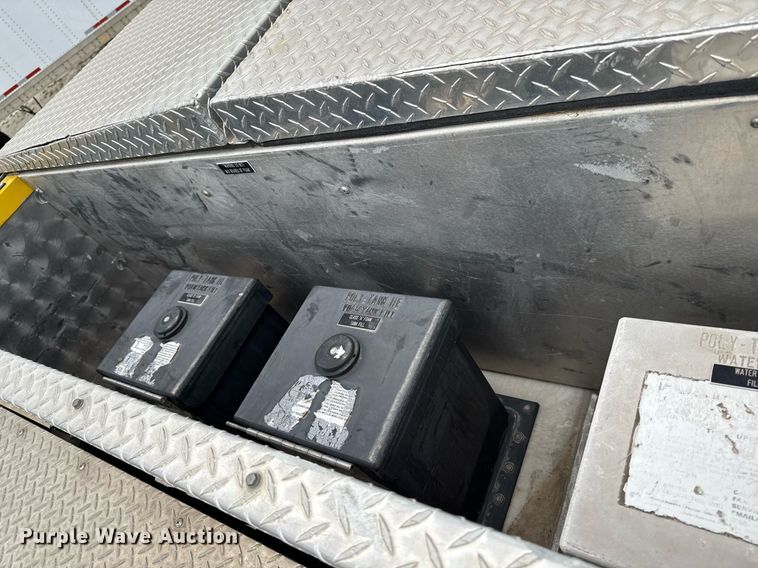 image for item EM3767 2001 HME INC 4465 400 pumper fire truck