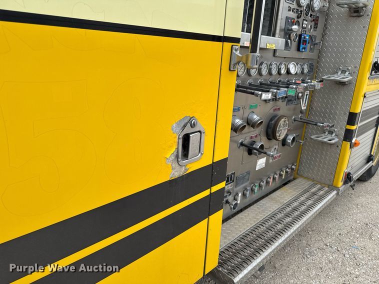 image for item EM3767 2001 HME INC 4465 400 pumper fire truck