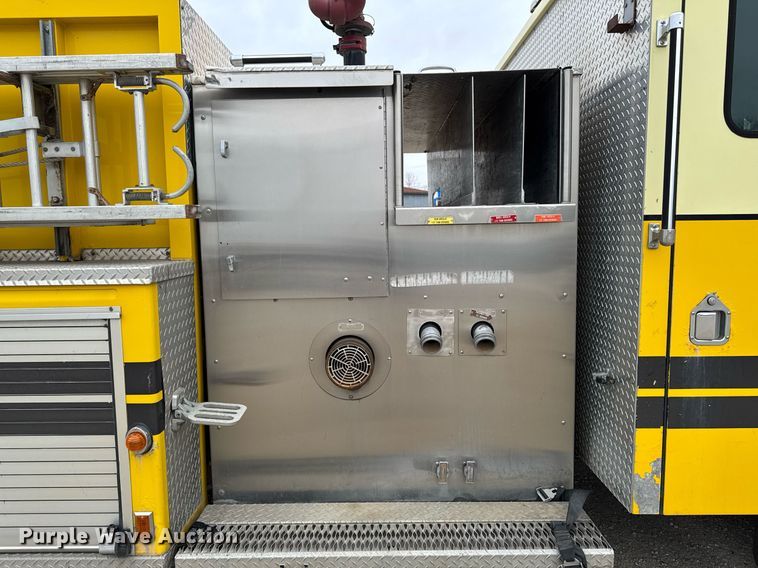 image for item EM3767 2001 HME INC 4465 400 pumper fire truck