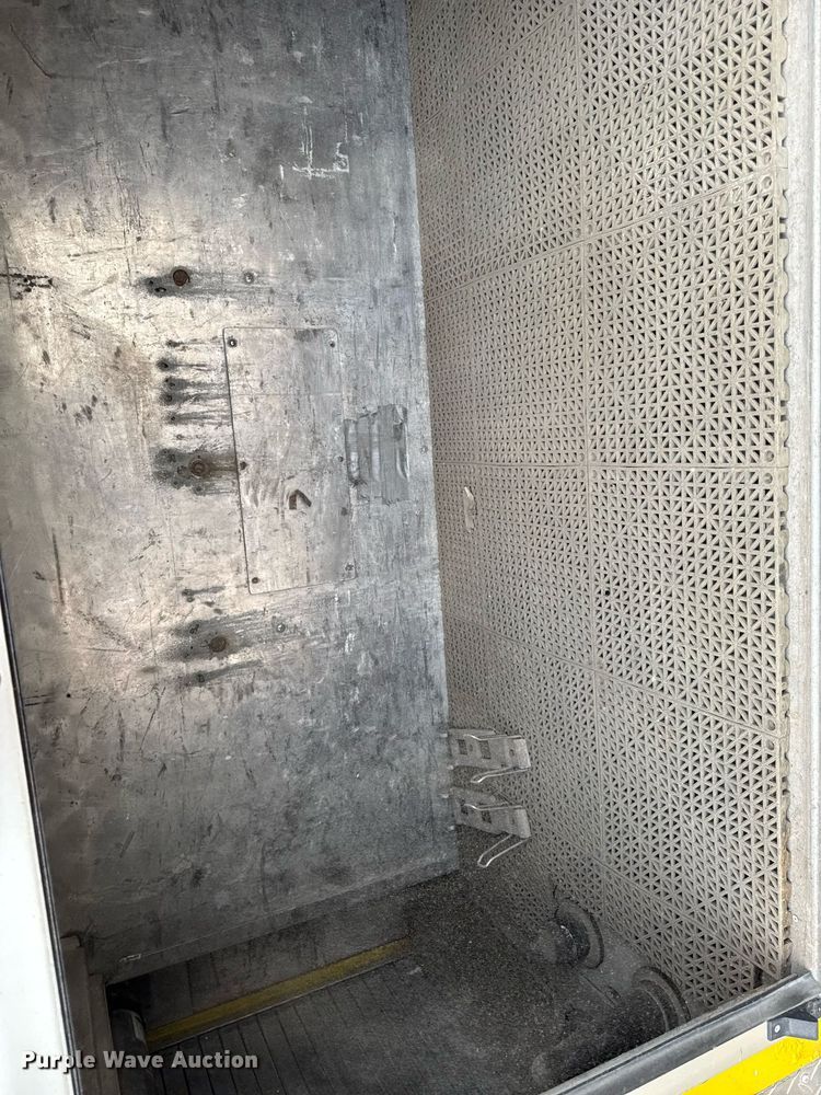 image for item EM3767 2001 HME INC 4465 400 pumper fire truck