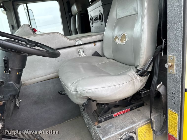 image for item EM3767 2001 HME INC 4465 400 pumper fire truck