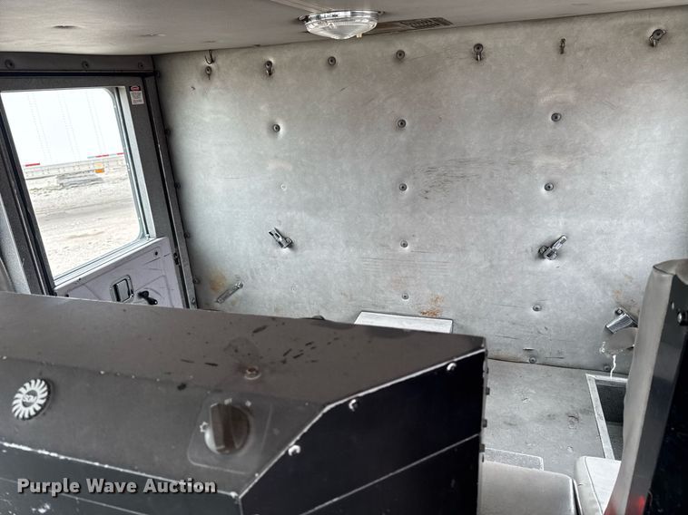 image for item EM3767 2001 HME INC 4465 400 pumper fire truck