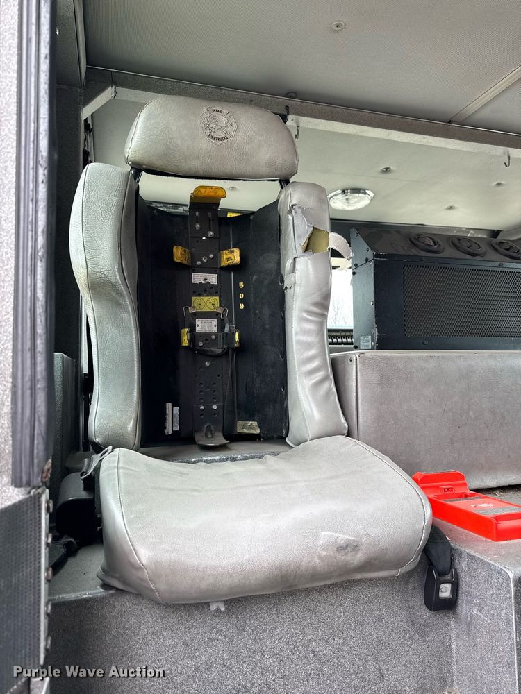 image for item EM3767 2001 HME INC 4465 400 pumper fire truck