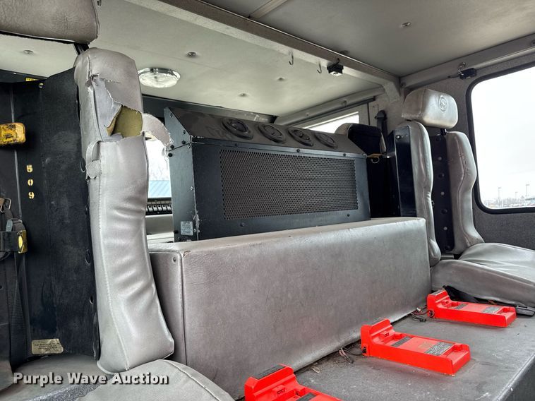 image for item EM3767 2001 HME INC 4465 400 pumper fire truck