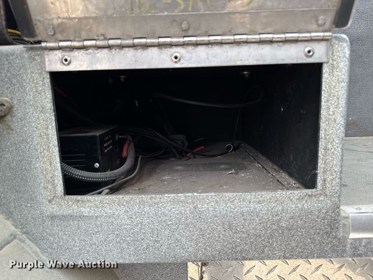 image for item EM3767 2001 HME INC 4465 400 pumper fire truck