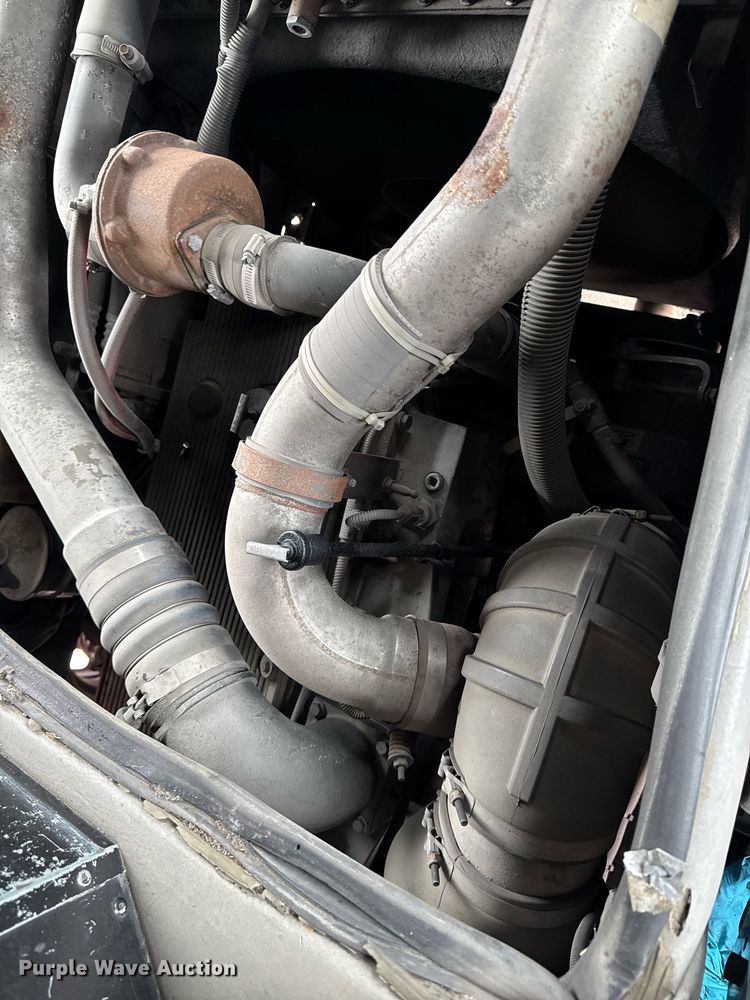 image for item EM3767 2001 HME INC 4465 400 pumper fire truck