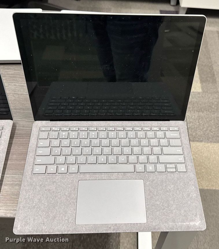 image for item EM3798 (10) Microsoft 1868 Surface laptops