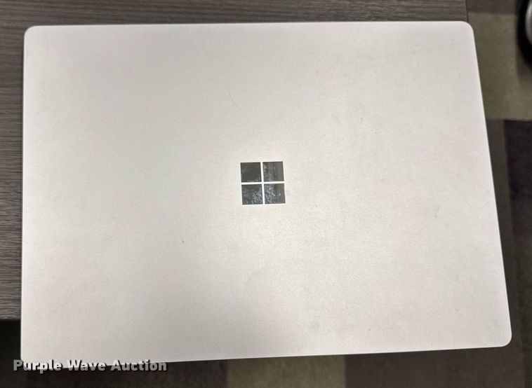 image for item EM3798 (10) Microsoft 1868 Surface laptops