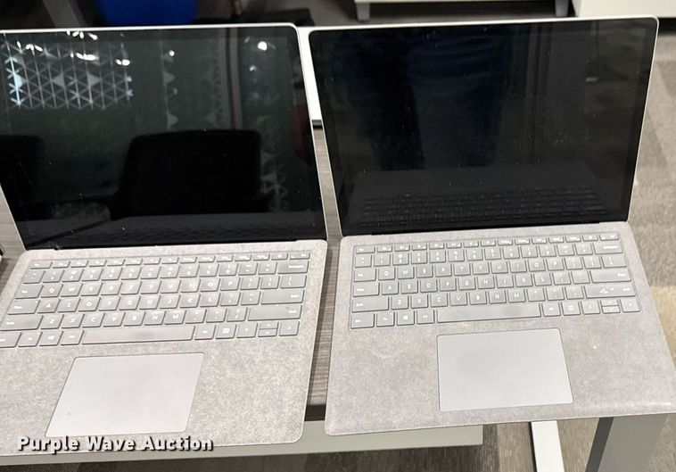 image for item EM3799 (10) Microsoft 1868 Surface laptops