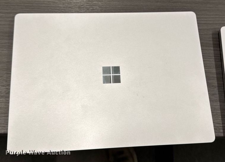 image for item EM3799 (10) Microsoft 1868 Surface laptops