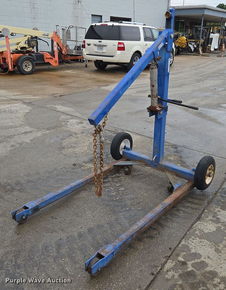 image for item EM7395 Engine hoist 