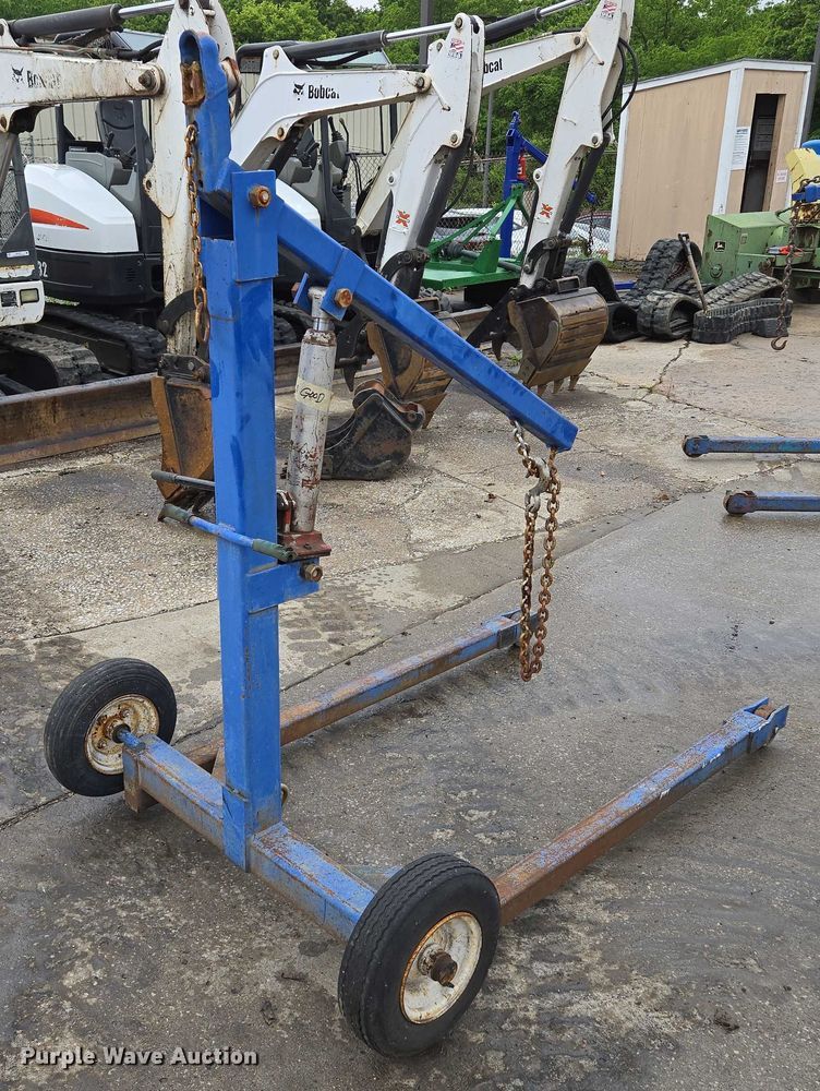 image for item EM7395 Engine hoist 