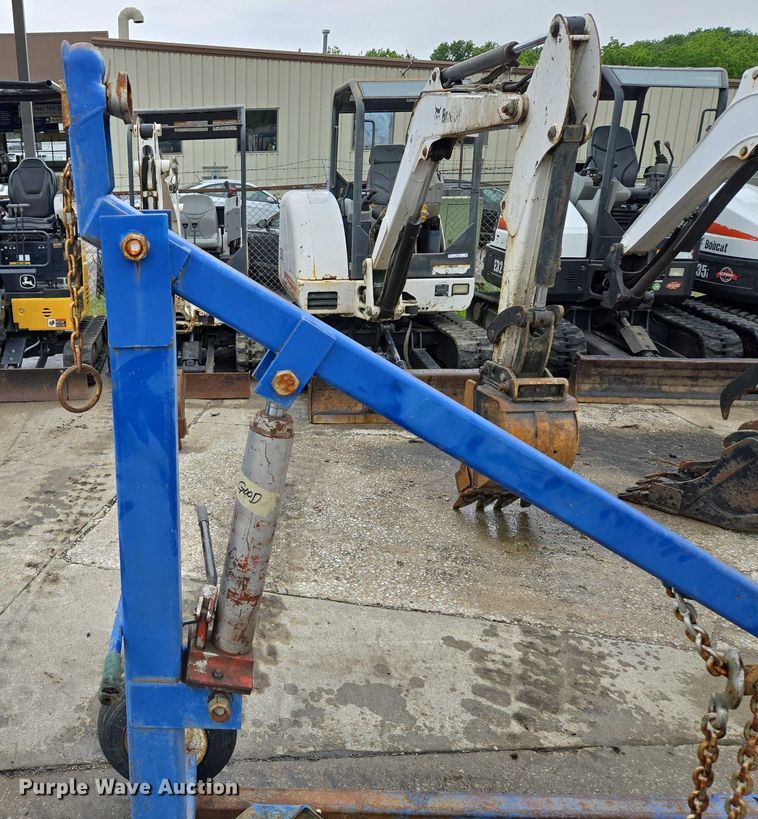 image for item EM7395 Engine hoist 