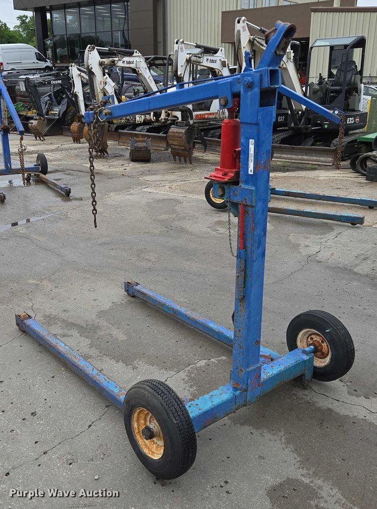 image for item EM7396 Engine hoist