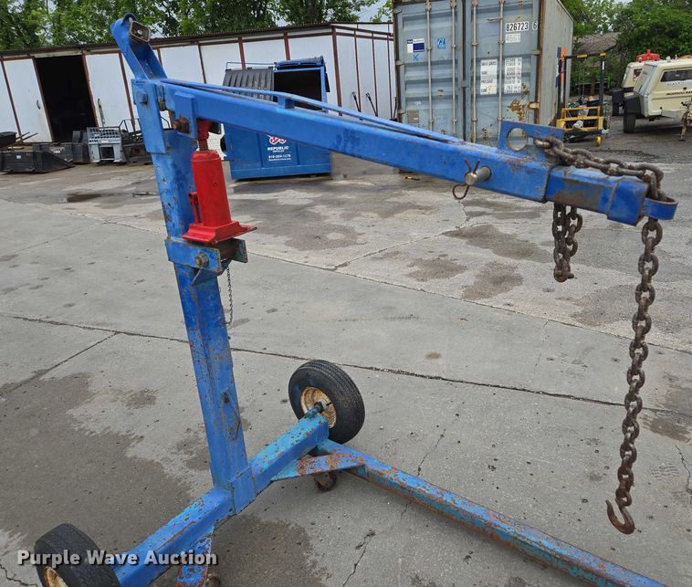 image for item EM7396 Engine hoist