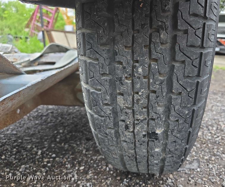 image for item EM7401 Car dolly