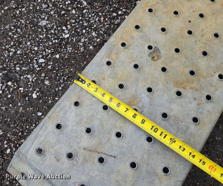 image for item EM7402 Car dolly