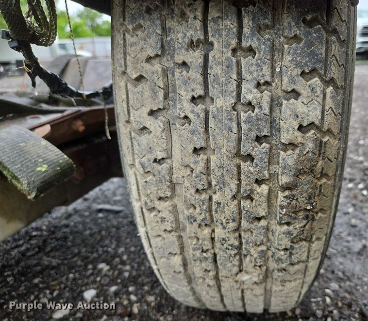 image for item EM7402 Car dolly