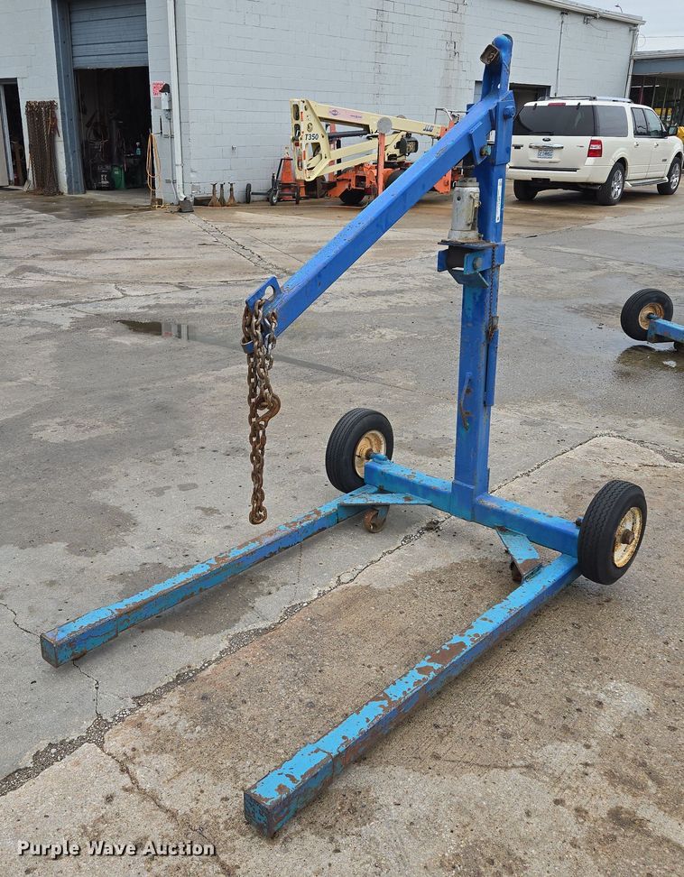 image for item EM7417 Engine hoist 