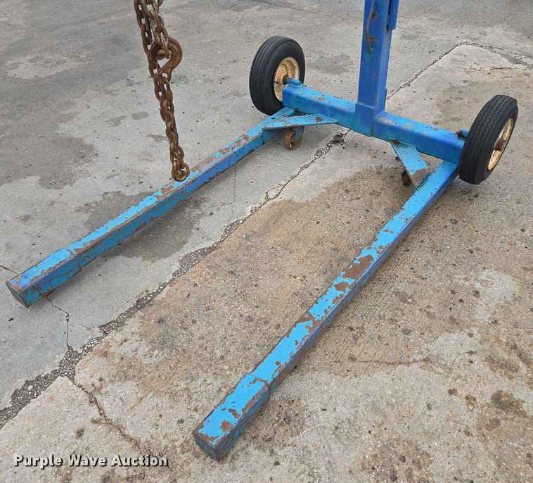 image for item EM7417 Engine hoist 