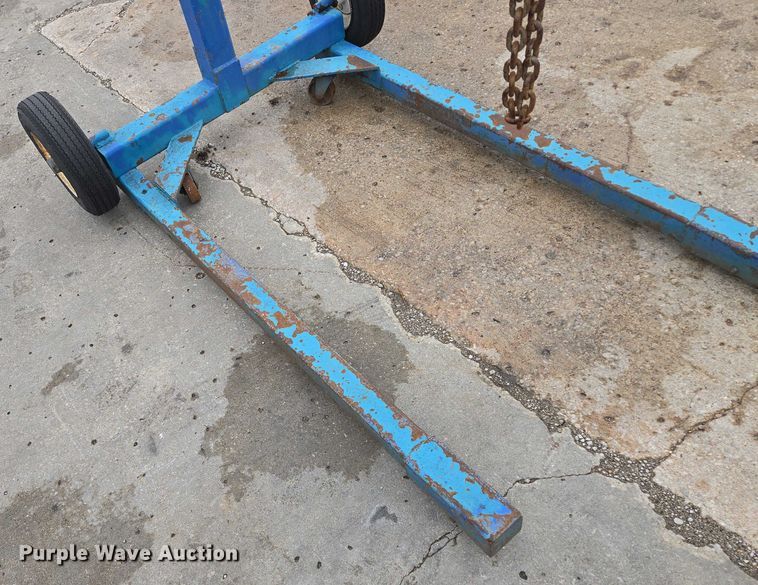 image for item EM7417 Engine hoist 