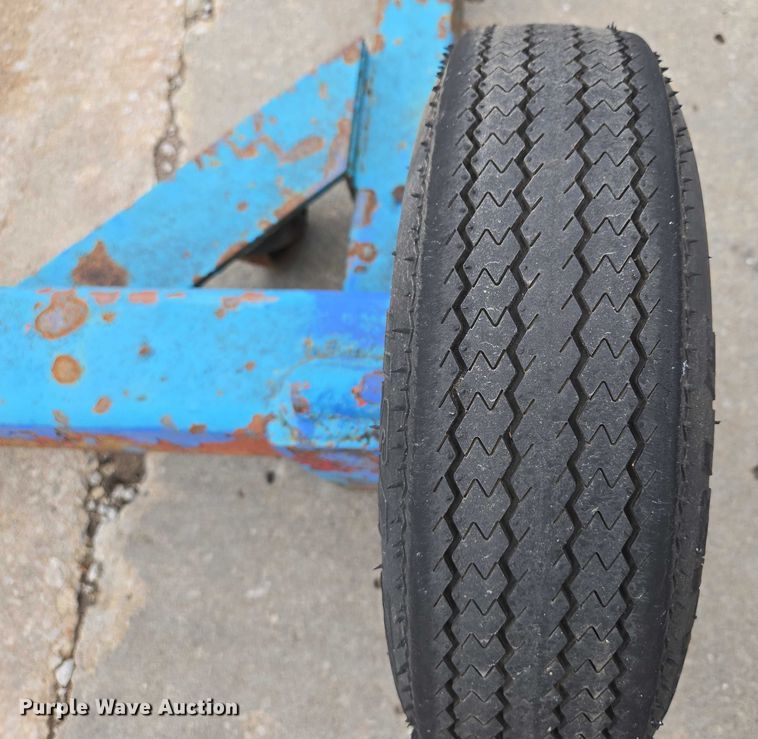 image for item EM7417 Engine hoist 