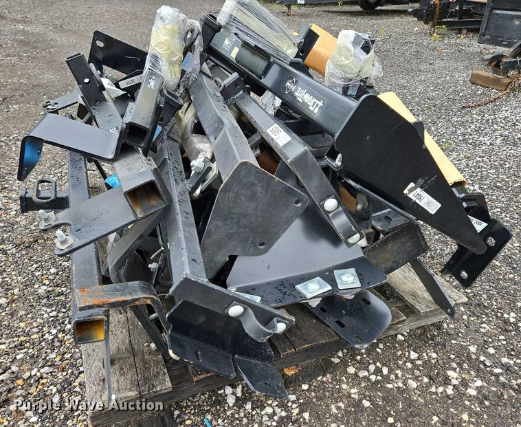 image for item EM7419 Approximately 12 Draw Tite receiver hitches