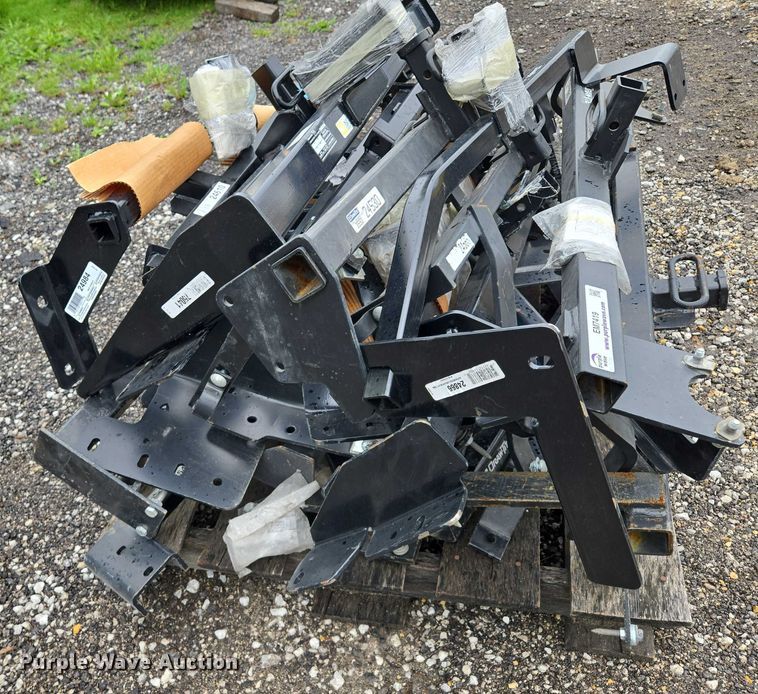 image for item EM7419 Approximately 12 Draw Tite receiver hitches