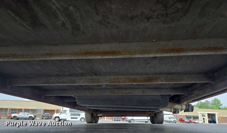 image for item EM7422 2001 S&S food trailer