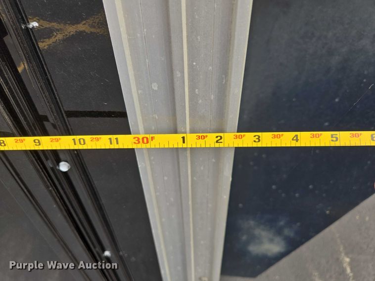 image for item EM7422 2001 S&S food trailer