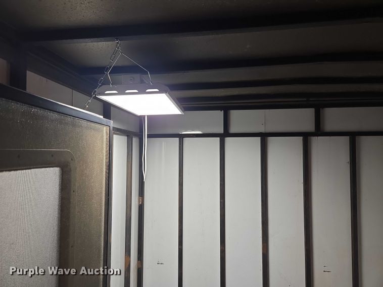 image for item EM7422 2001 S&S food trailer