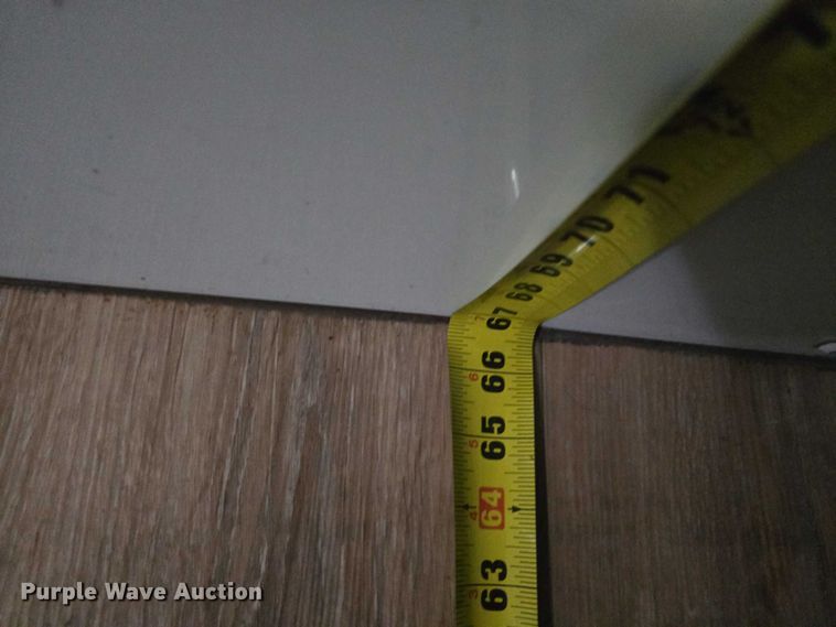 image for item EM7422 2001 S&S food trailer