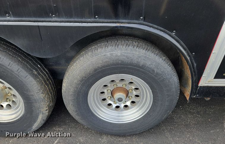 image for item EM7422 2001 S&S food trailer