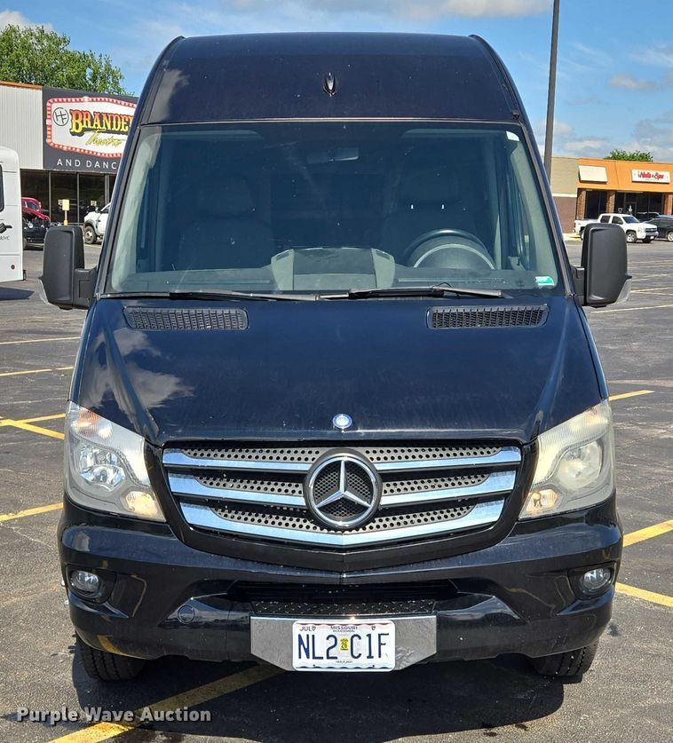 image for item EM7425 2014 Mercedes-Benz Sprinter 3500  party bus