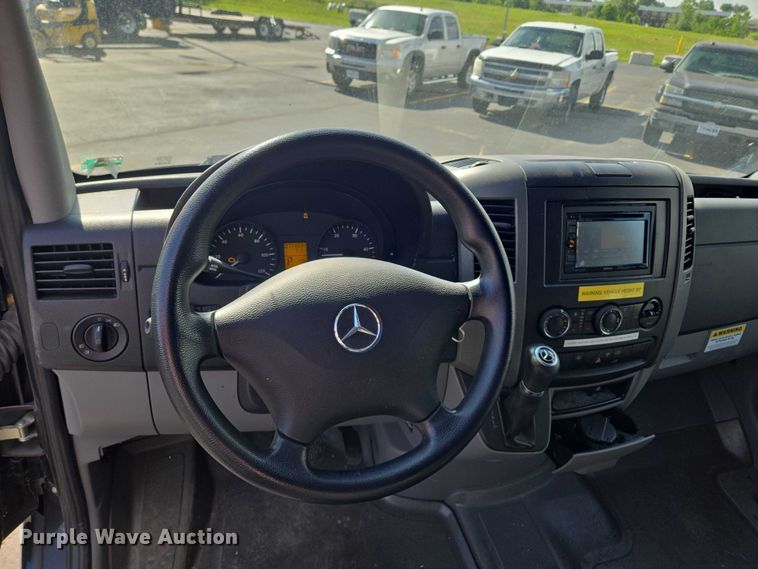 image for item EM7425 2014 Mercedes-Benz Sprinter 3500  party bus