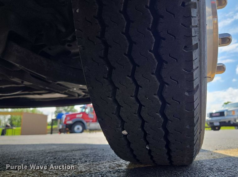 image for item EM7425 2014 Mercedes-Benz Sprinter 3500  party bus