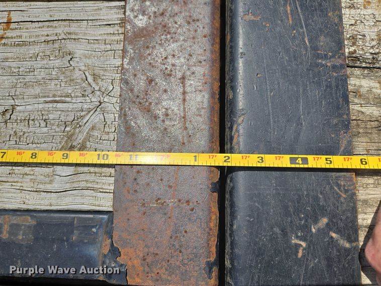 image for item EM7443 2016 PJ tilt deck equipment trailer