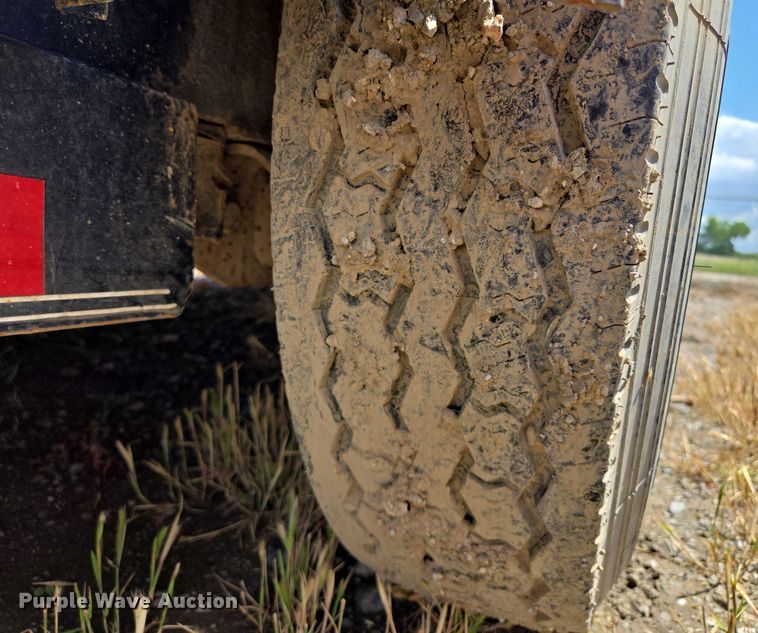 image for item EM7443 2016 PJ tilt deck equipment trailer